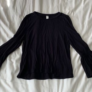 Black bell sleeve tee